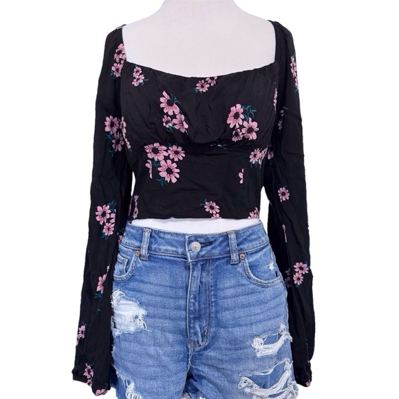 Wild Fable Long Sleeve Floral Peasant Blouse Smocked Crop Top Size Medium - Picture 7 of 7